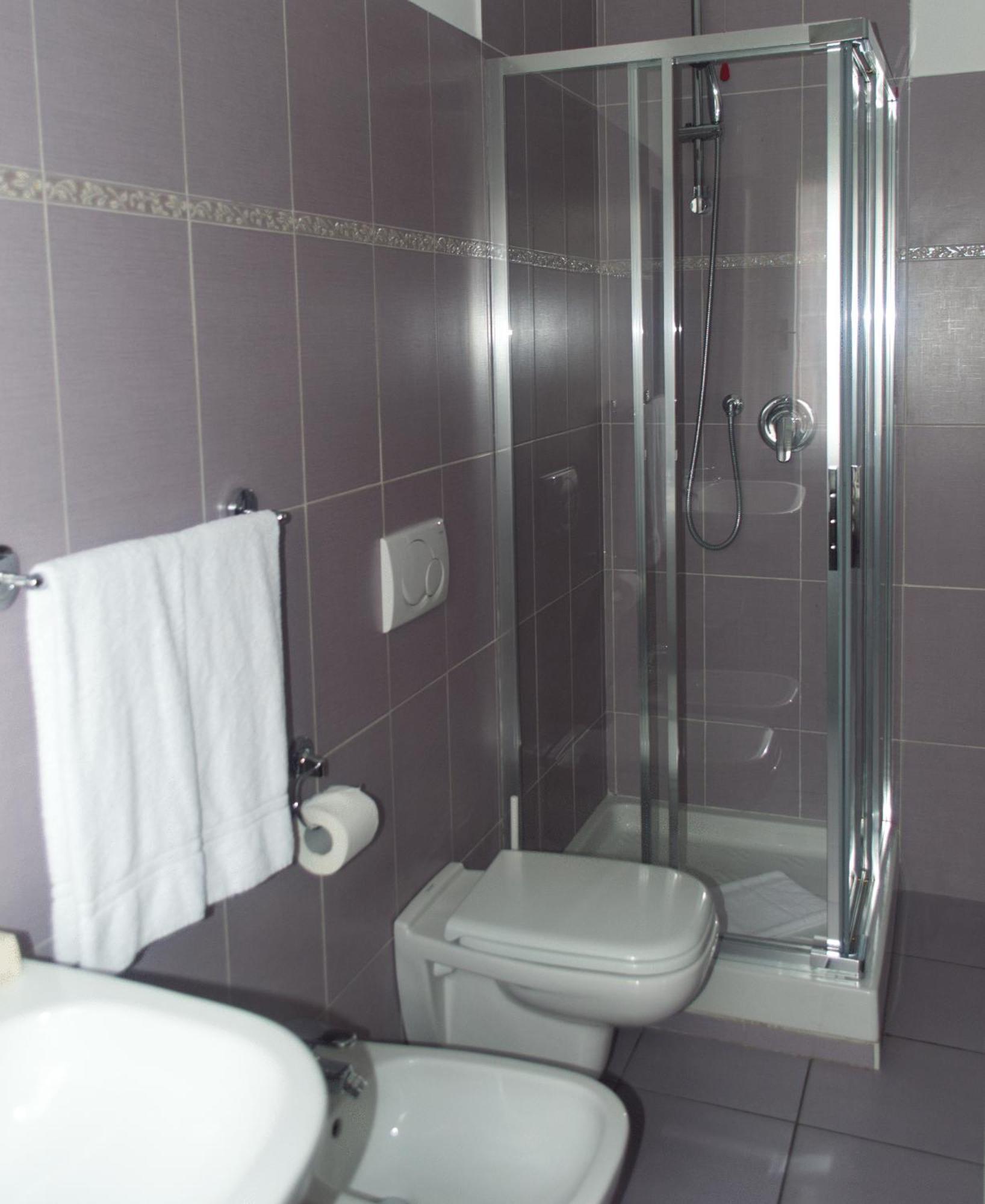 Locanda Da I Baldi Laveno Ngoại thất bức ảnh